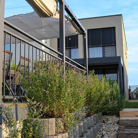 Vila Slnecny Dom Pri Jazere Hruba Borsa Exteriér fotografie